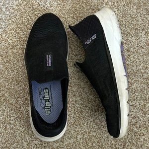 Skechers GoWalk Slipins - Nearly new